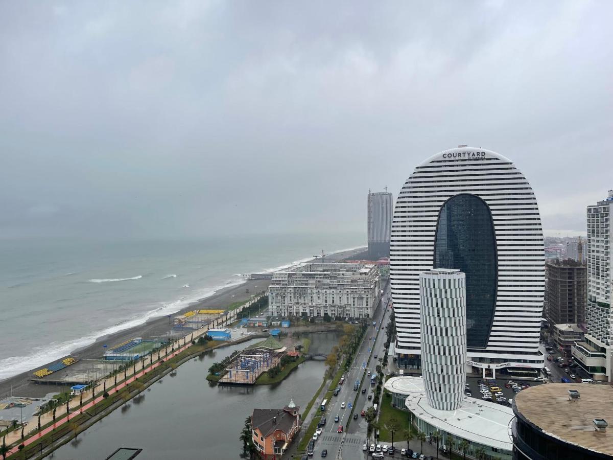 Orbi City Luxury Suite Батуми Экстерьер фото