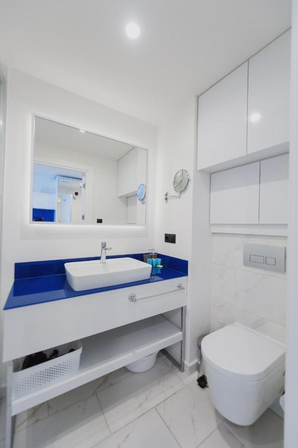 Orbi City Luxury Suite Батуми Экстерьер фото